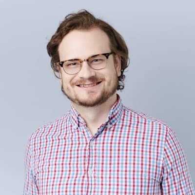 Headshot of Brandon Tabaska