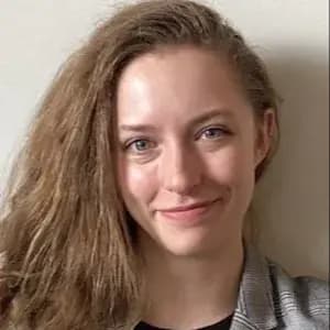Headshot of Anne Meeker