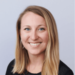 Headshot of Lauren Peterson